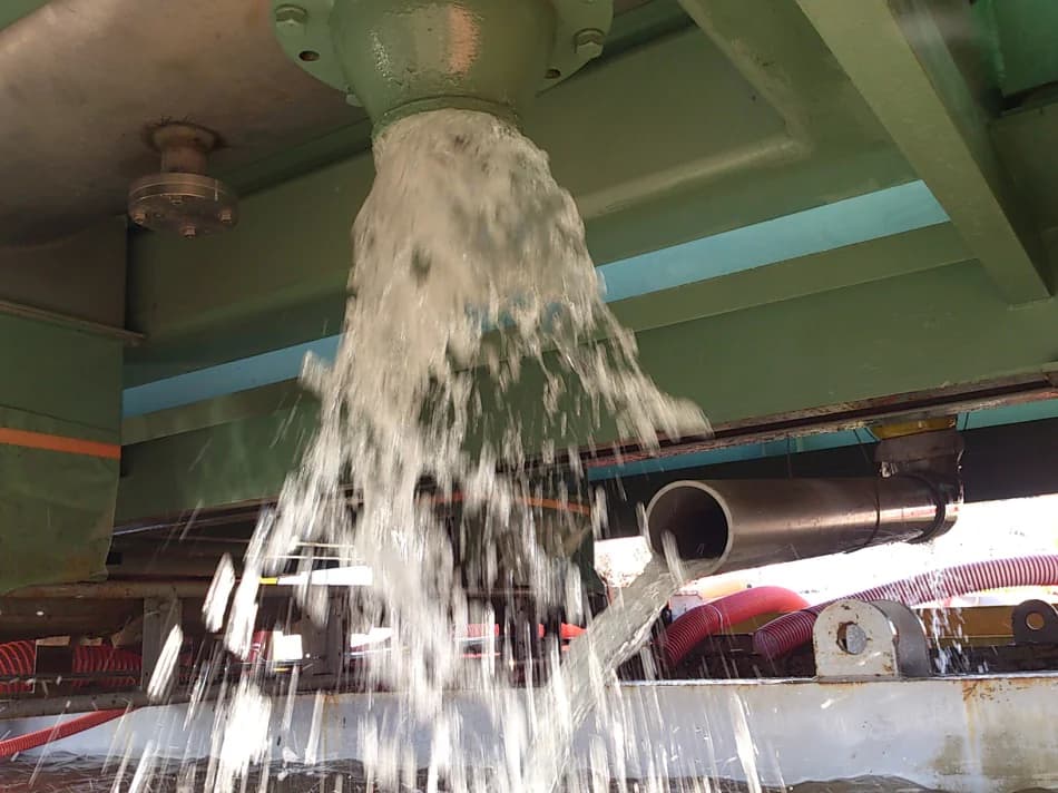 処理水(分離された水)の写真