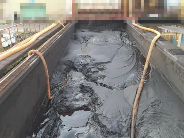 製鉄所の沈殿槽に堆積した汚泥を安定移送!既設水処理設備を利用して処理工程を削減!