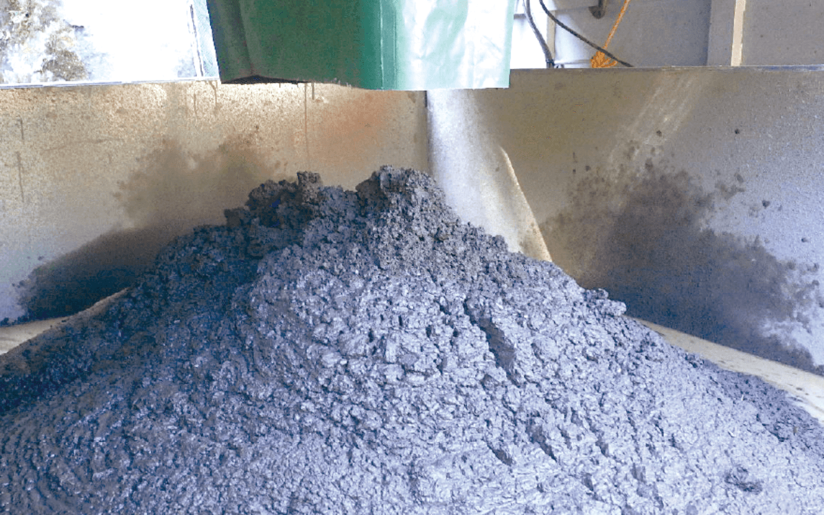 脱水ケーキ(分離された固形物)