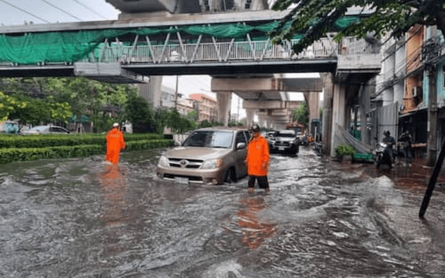 タイ・バンコク 冠水