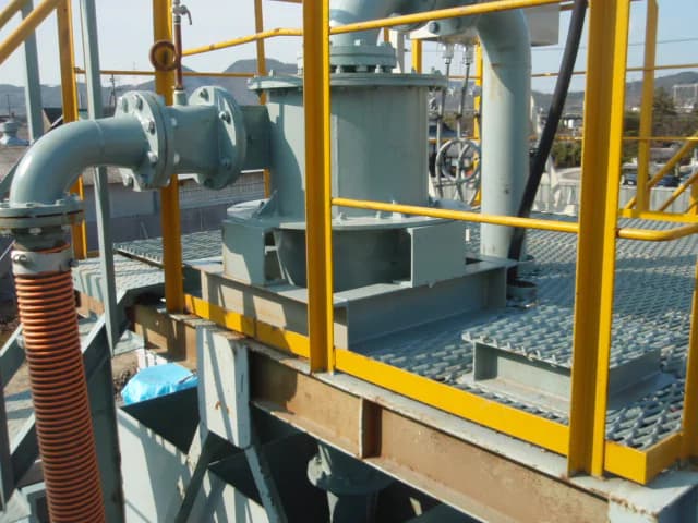 脱水機(遠心分離機)設置状況の写真