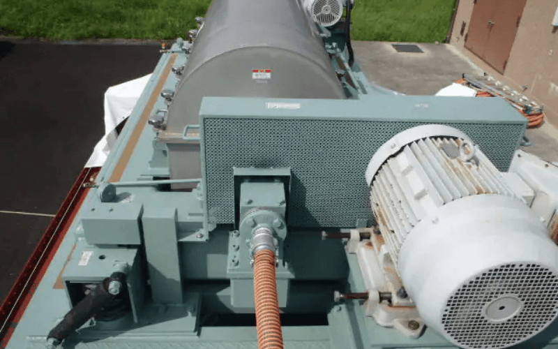 脱水機(遠心分離機)設置状況 HS-500MWの写真