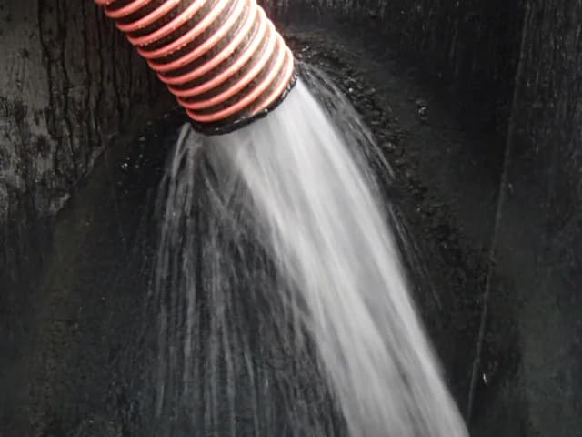 処理水(分離された水)の写真