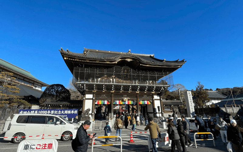 成田山 入口