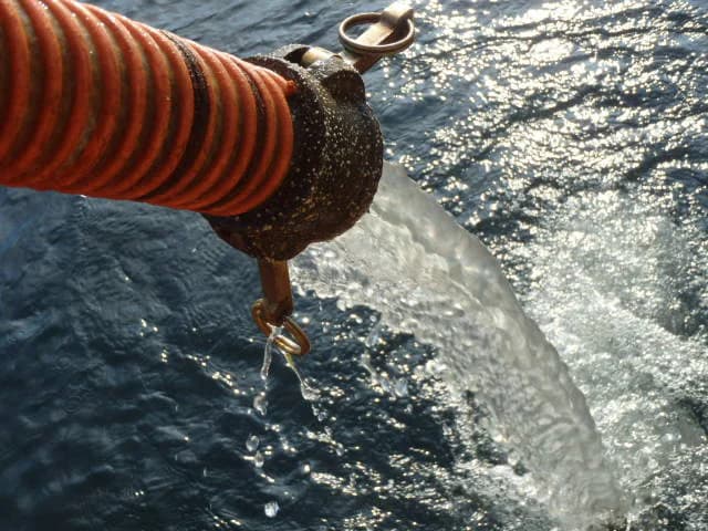 2次処理水(分離された水)の写真