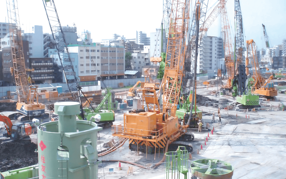 地中連続壁工法 掘削機